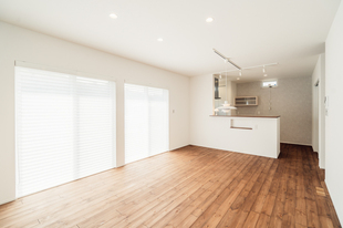 スタイリッシュな北欧インテリアに囲まれたオウチ